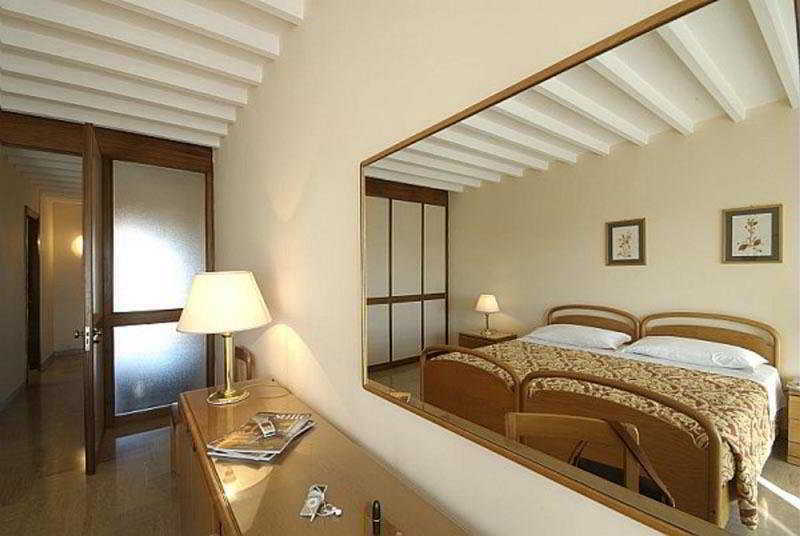 ローマ レジデンス ガーデンアパートホテル 部屋 写真